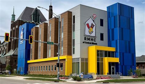 Ronald McDonald House .